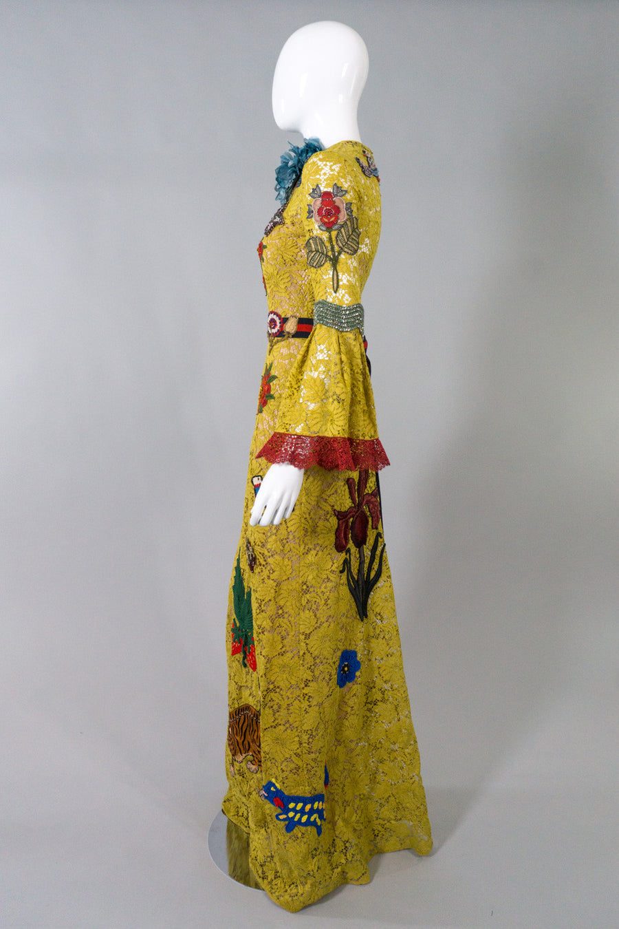 Gucci Cruise 2016 Look 15 Runway Embellished Lace Gown – Recess