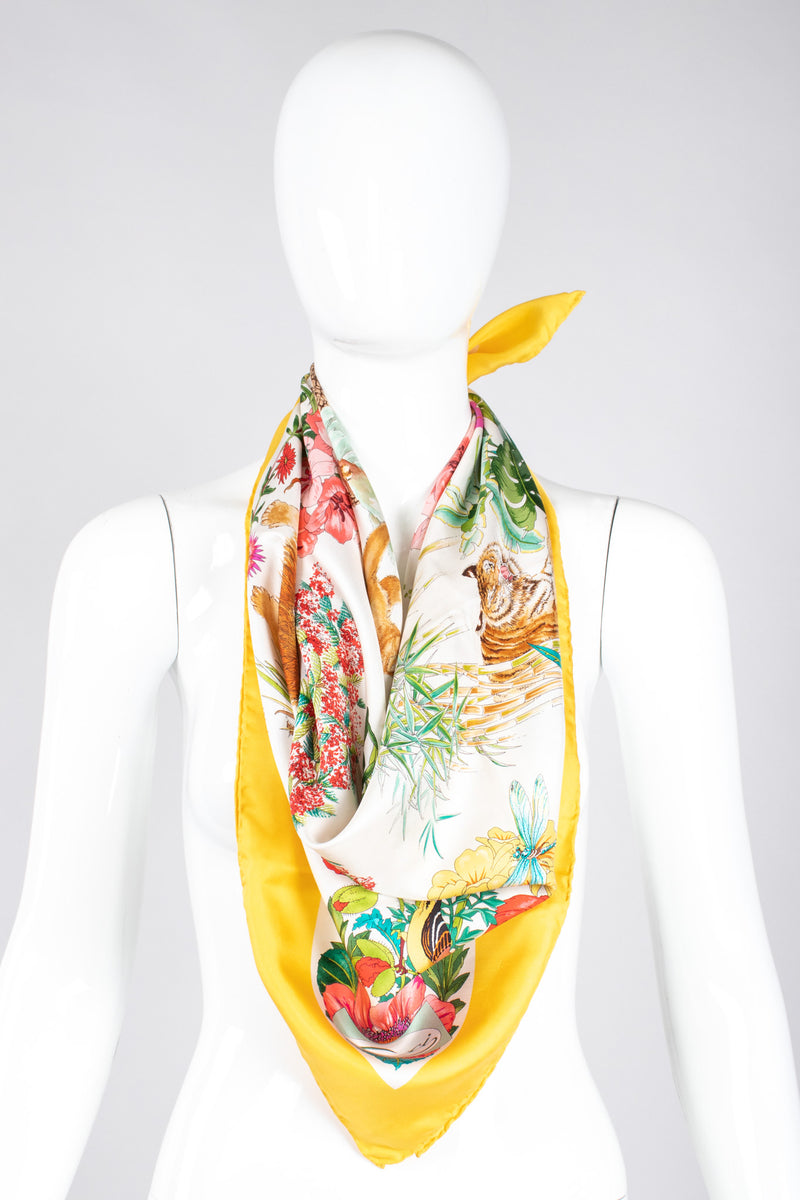 Recess Los Angeles Vintage Gucci I Continenti Magni Yellow Koala Flora Fauna Scarf