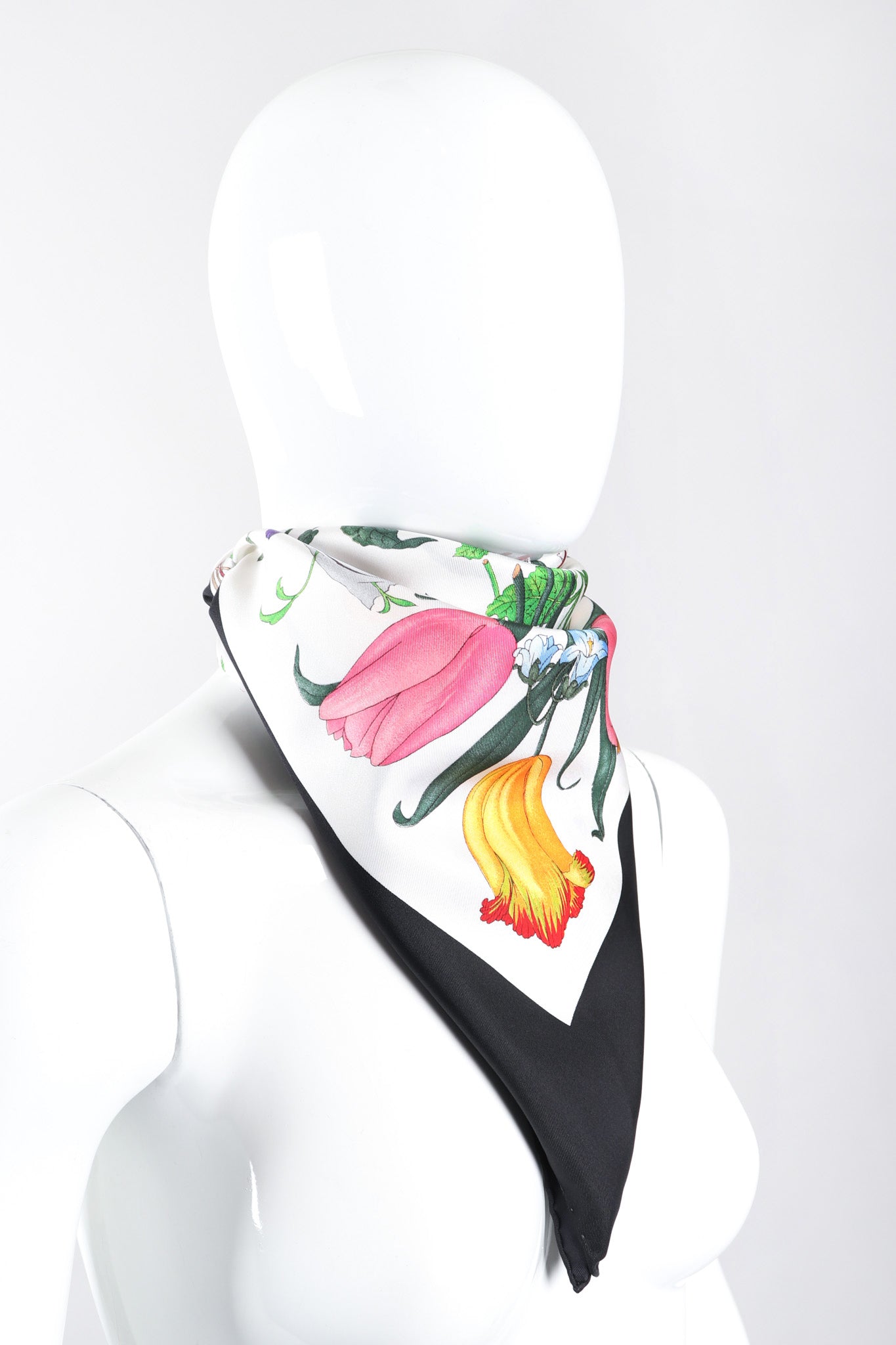 Recess Los Angeles Vintage Gucci Vittorio Accornero Black Flora Lily Spring Blossom Scarf