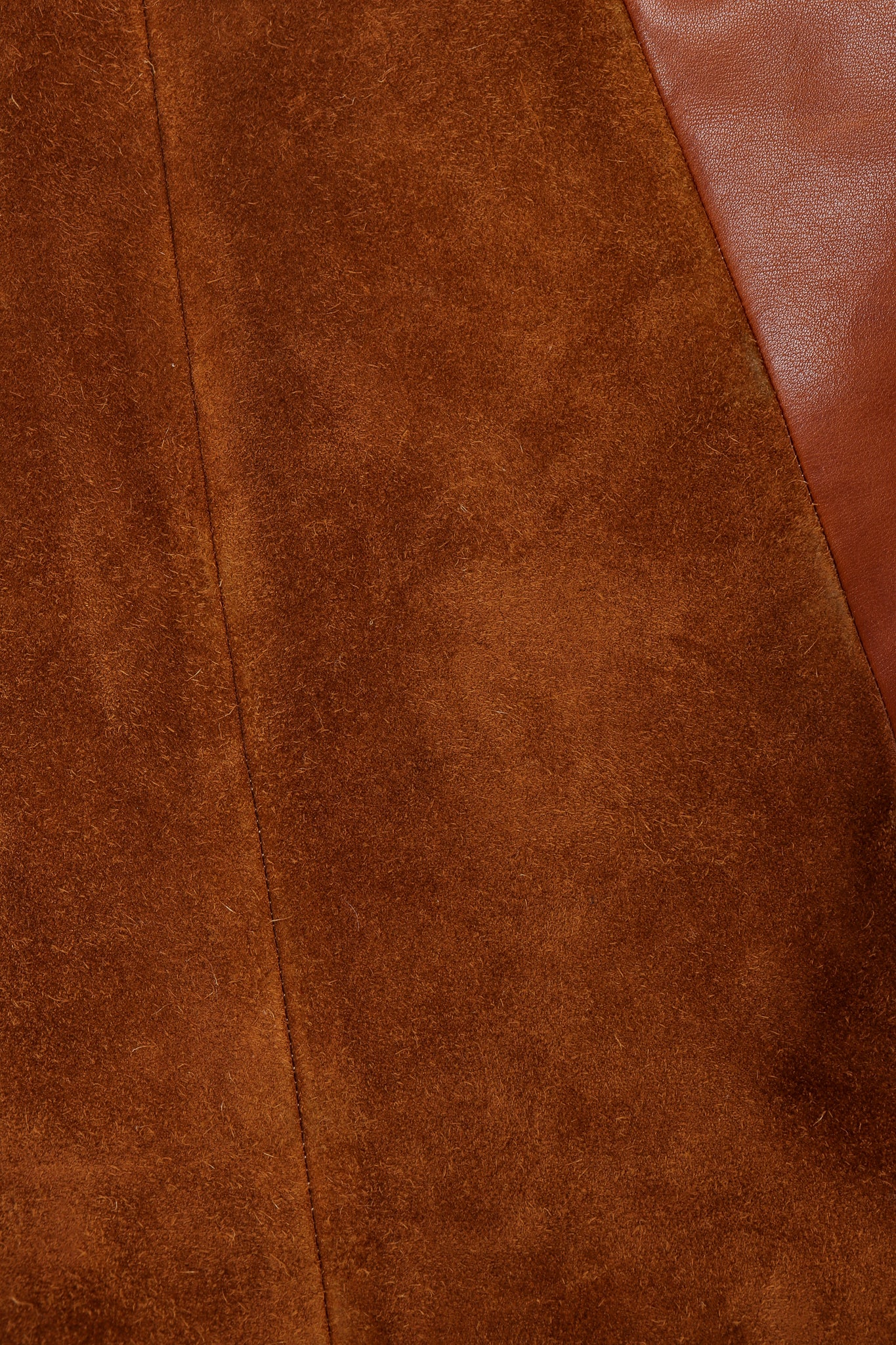 Vintage Gucci 1970s Cognac Suede Iconic Enamel Web Trench Coat Suede fabric Detail