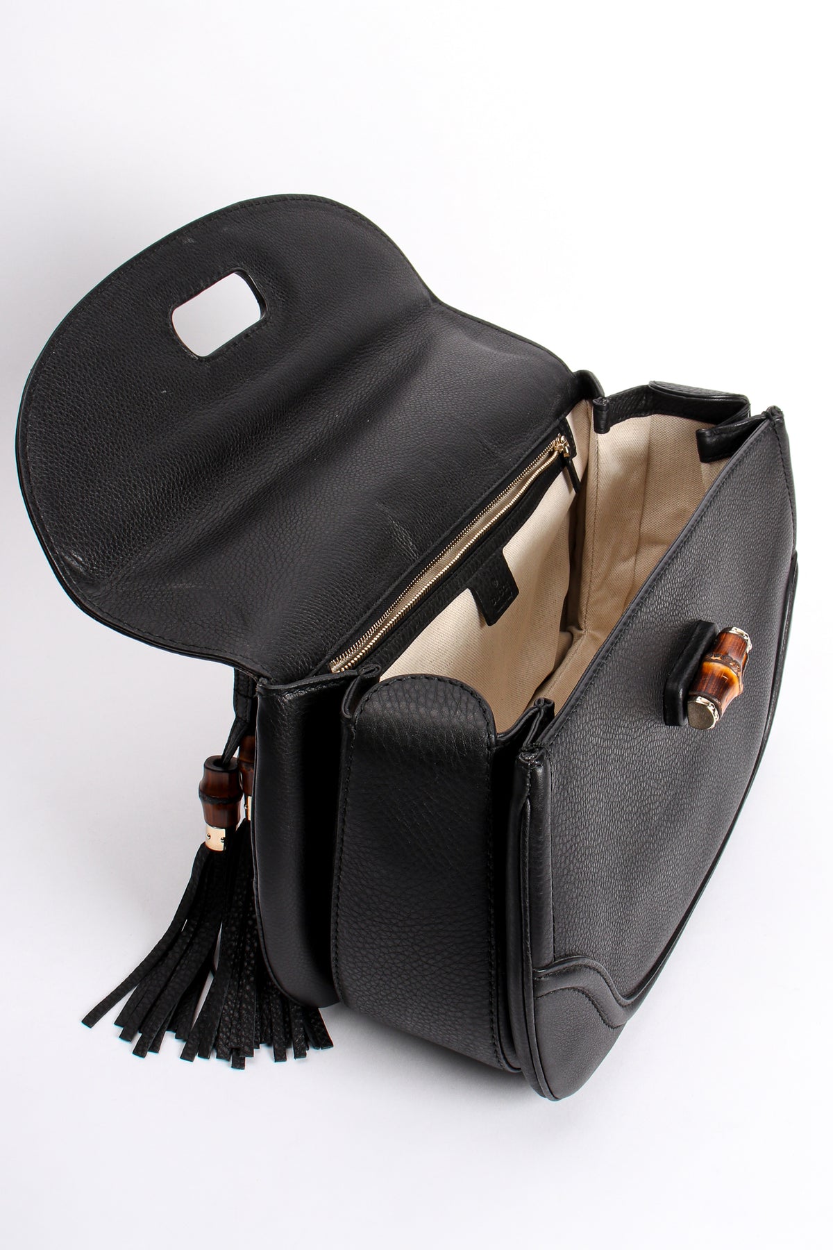 Vintage Gucci Leather Bamboo Handle Bag with Tassels – Recess