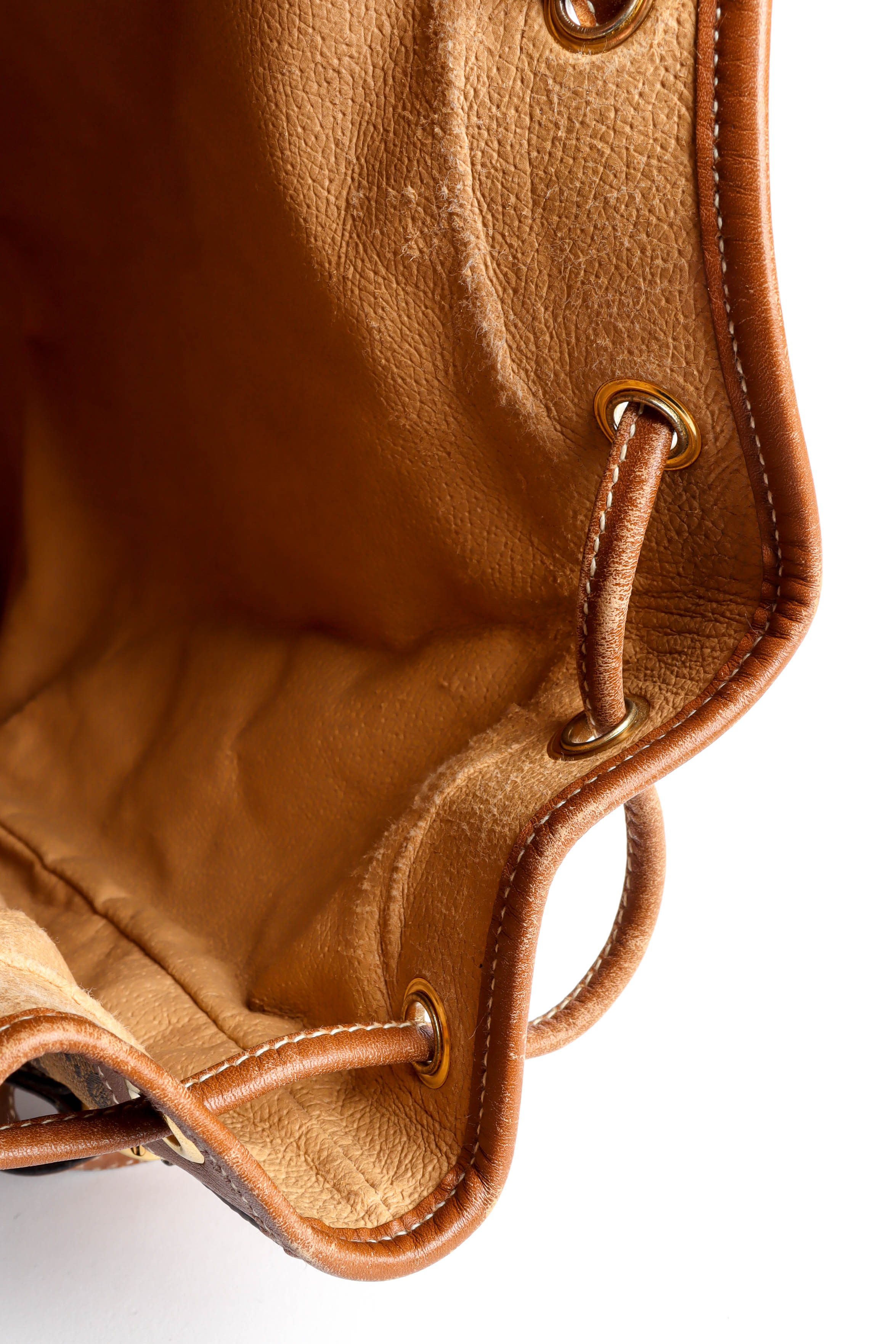 Vintage Gucci GG Monogram Bucket Bag bag lining detail/scuff seams@ Recess LA