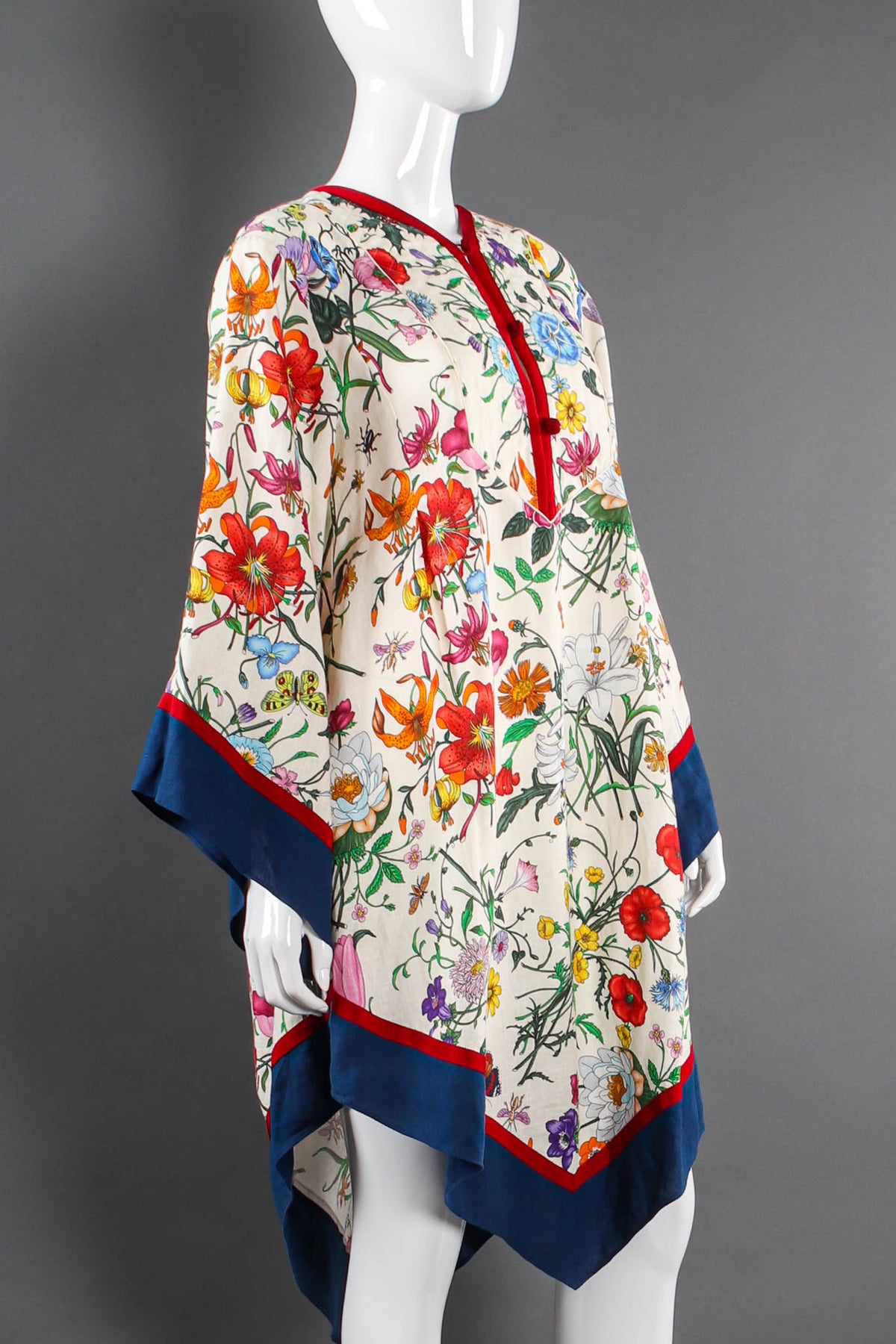 Gucciwhitefloraltunicdress-