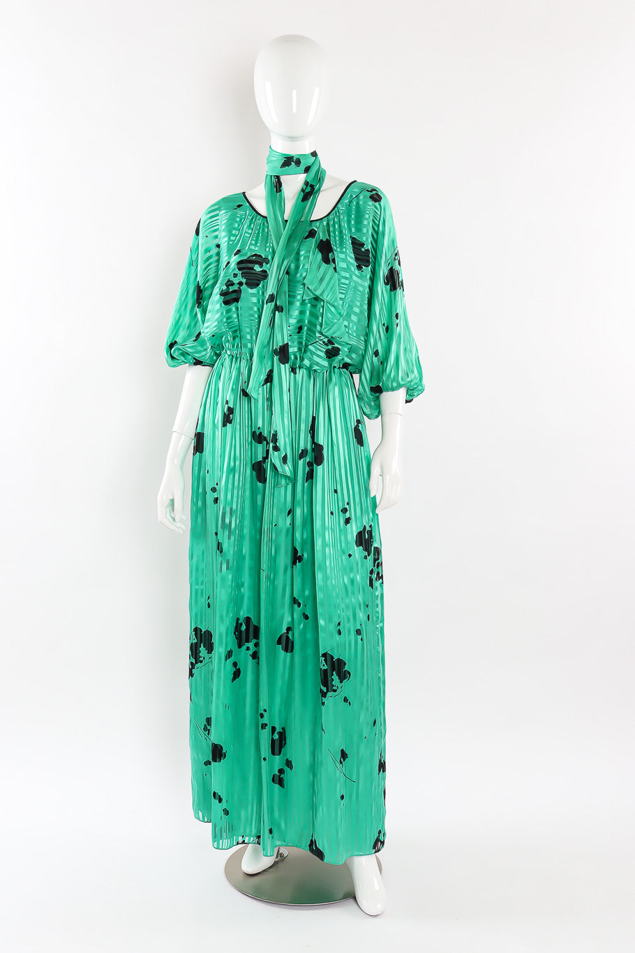 Print silk dress by Hanae Mori front view @recessla