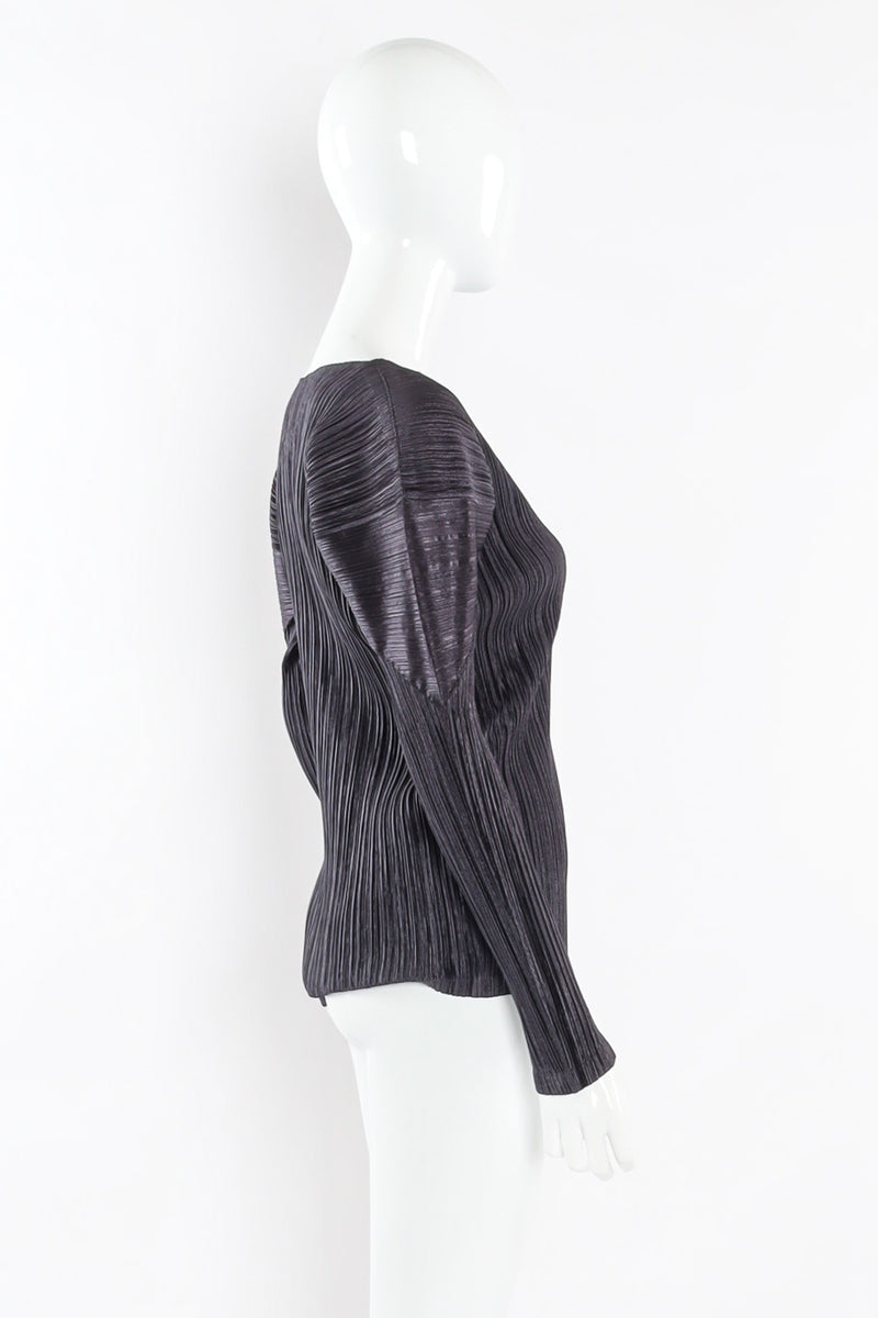 Beautiful Pleated Top Left Side View by Issey Miyake @recessla