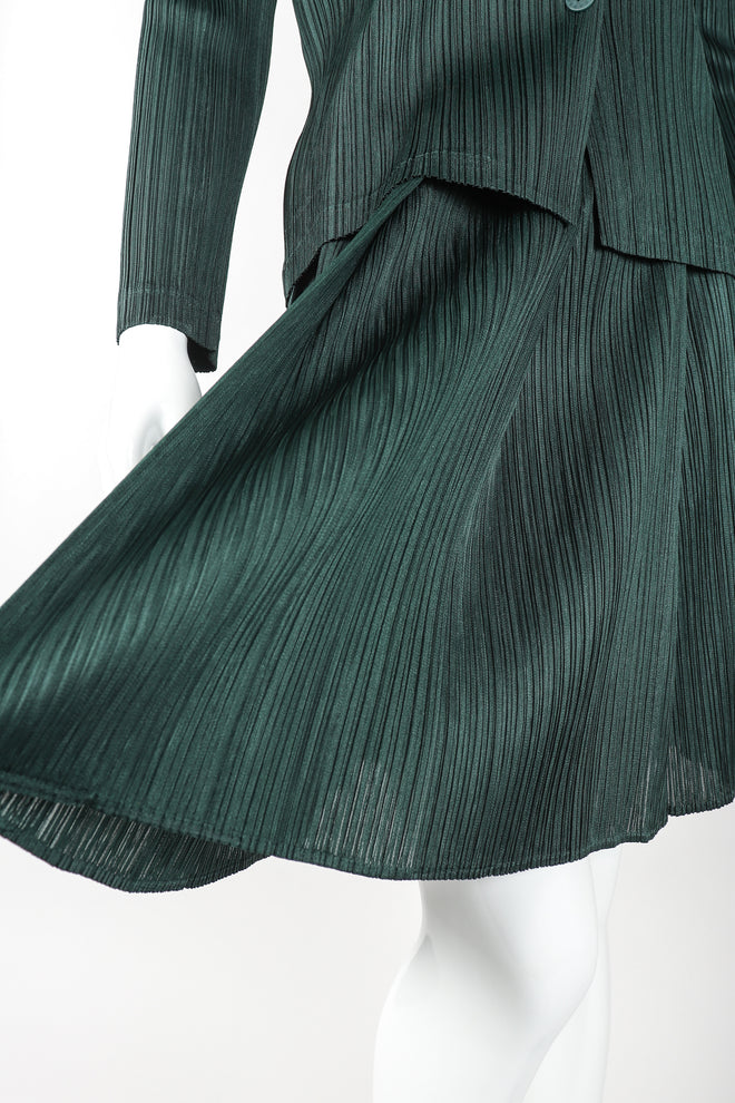 Recess Designer Consignment Vintage Issey Miyake Pleats Please Pleated 3-Piece Skirt Ensemble Outfit Set Los Angeles Japan Resale