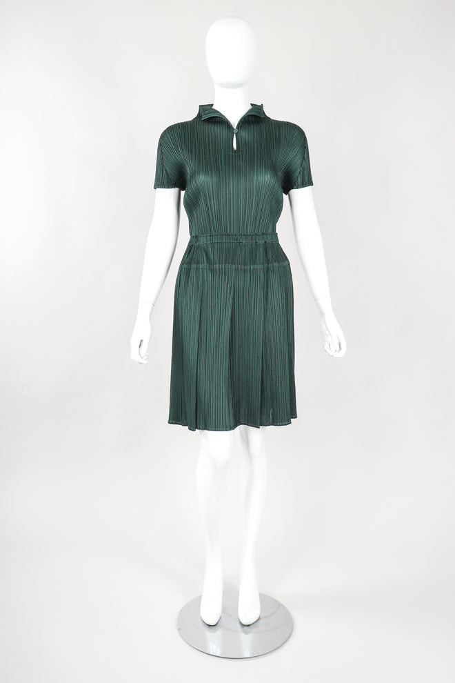 Recess Designer Consignment Vintage Issey Miyake Pleats Please Pleated 3-Piece Skirt Ensemble Outfit Set Los Angeles Japan Resale