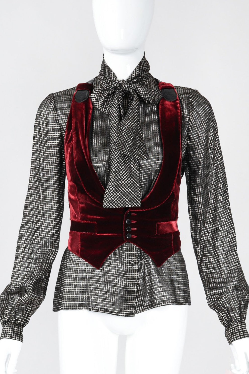 Jean_Paul_Gaultier_burg-