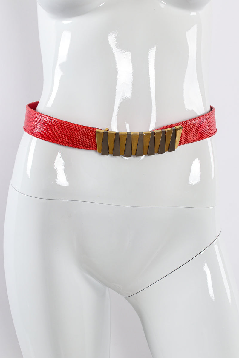 zig zag buckle slide belt by Judith Leiber mannequin front @recessla