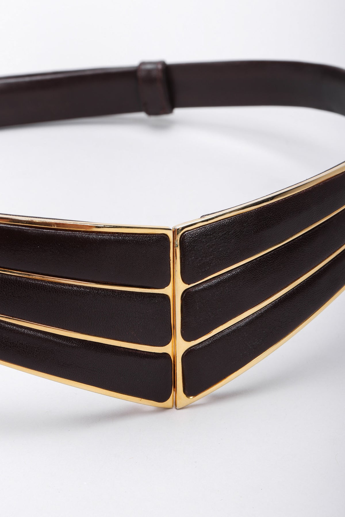 Vintage Judith Leiber Brown Leather Gold V Shaped Buckle – Recess