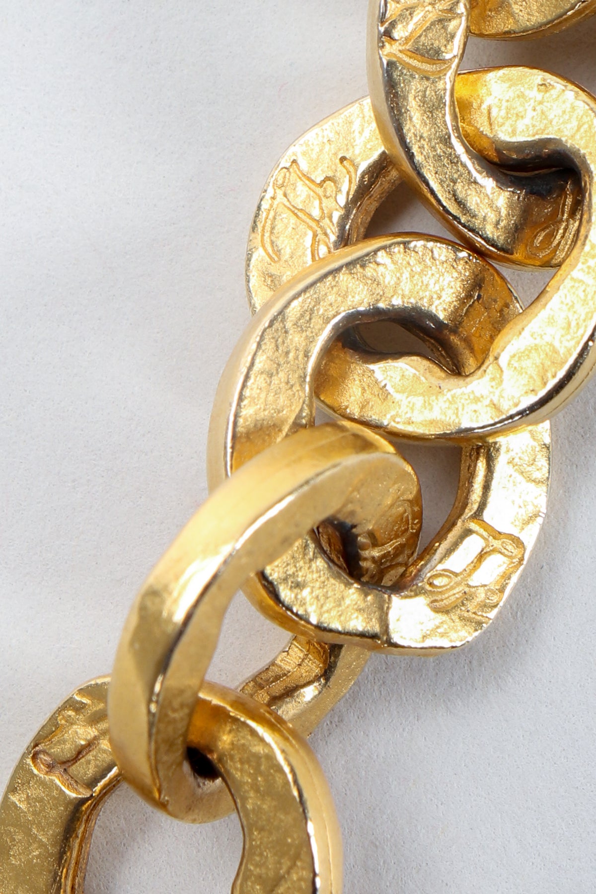 Vintage Karl Lagerfeld Gold Chain Link Arrow Charm Bracelet – Recess