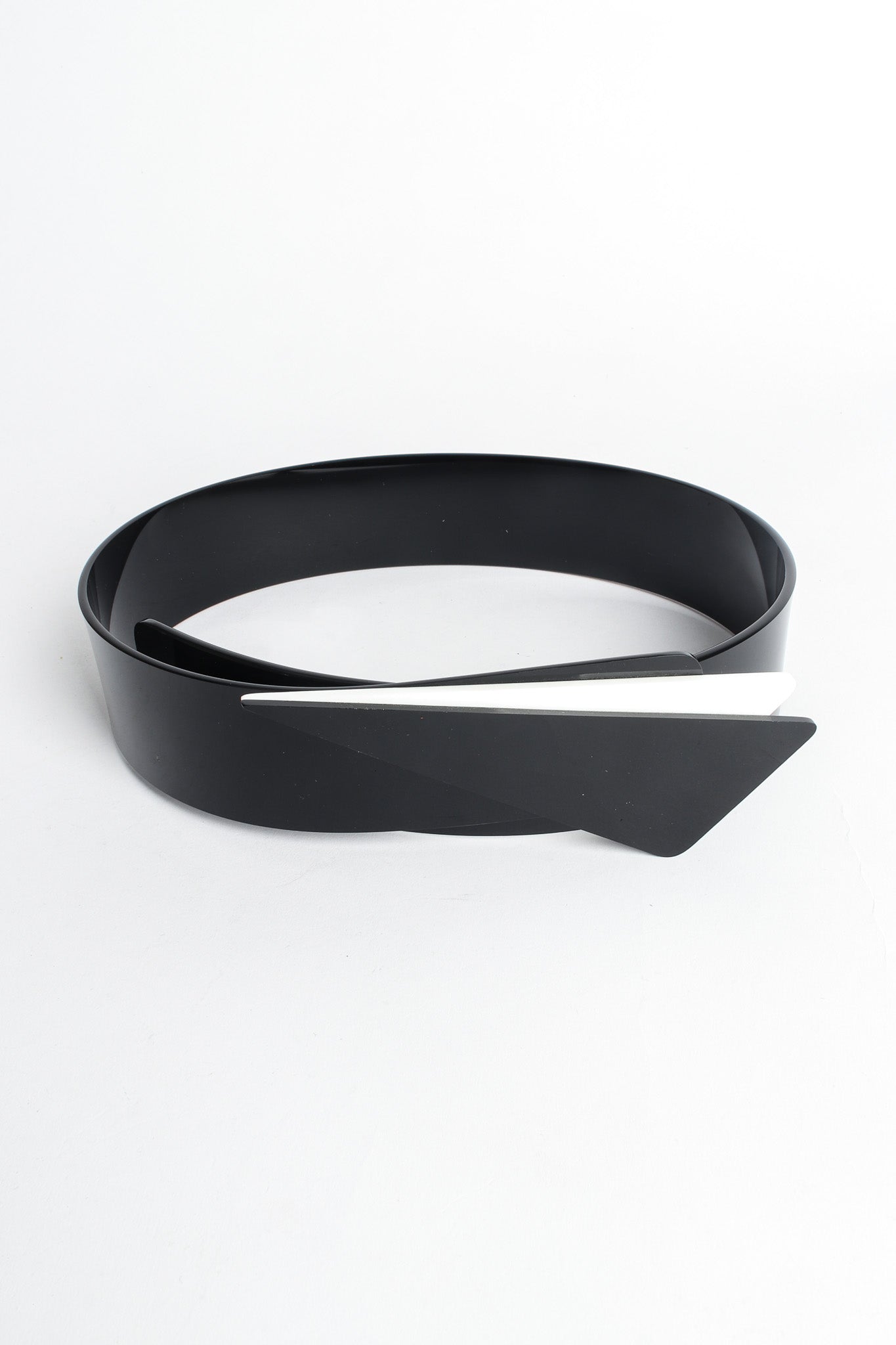 Geometric plastic wrap belt by KASO Waist Bracelets lay flat loop @recessla