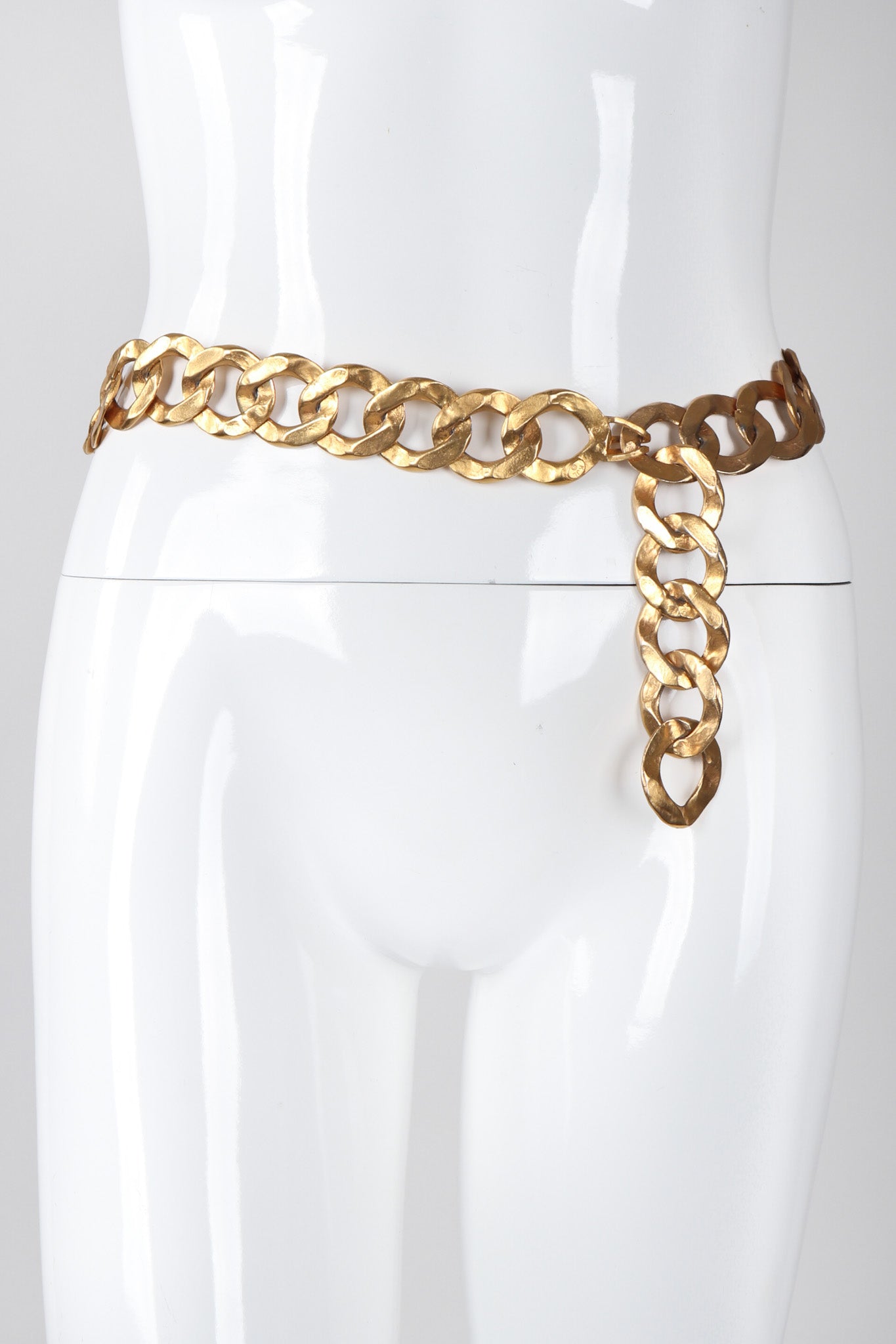 Recess Los Angeles Vintage Kenneth Jay Lane Gold Hammered Chain Link Belt