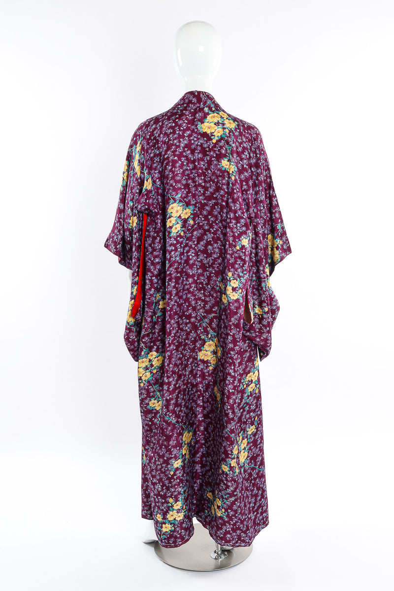 Japanese floral vine printed kimono on mannequin @recessla