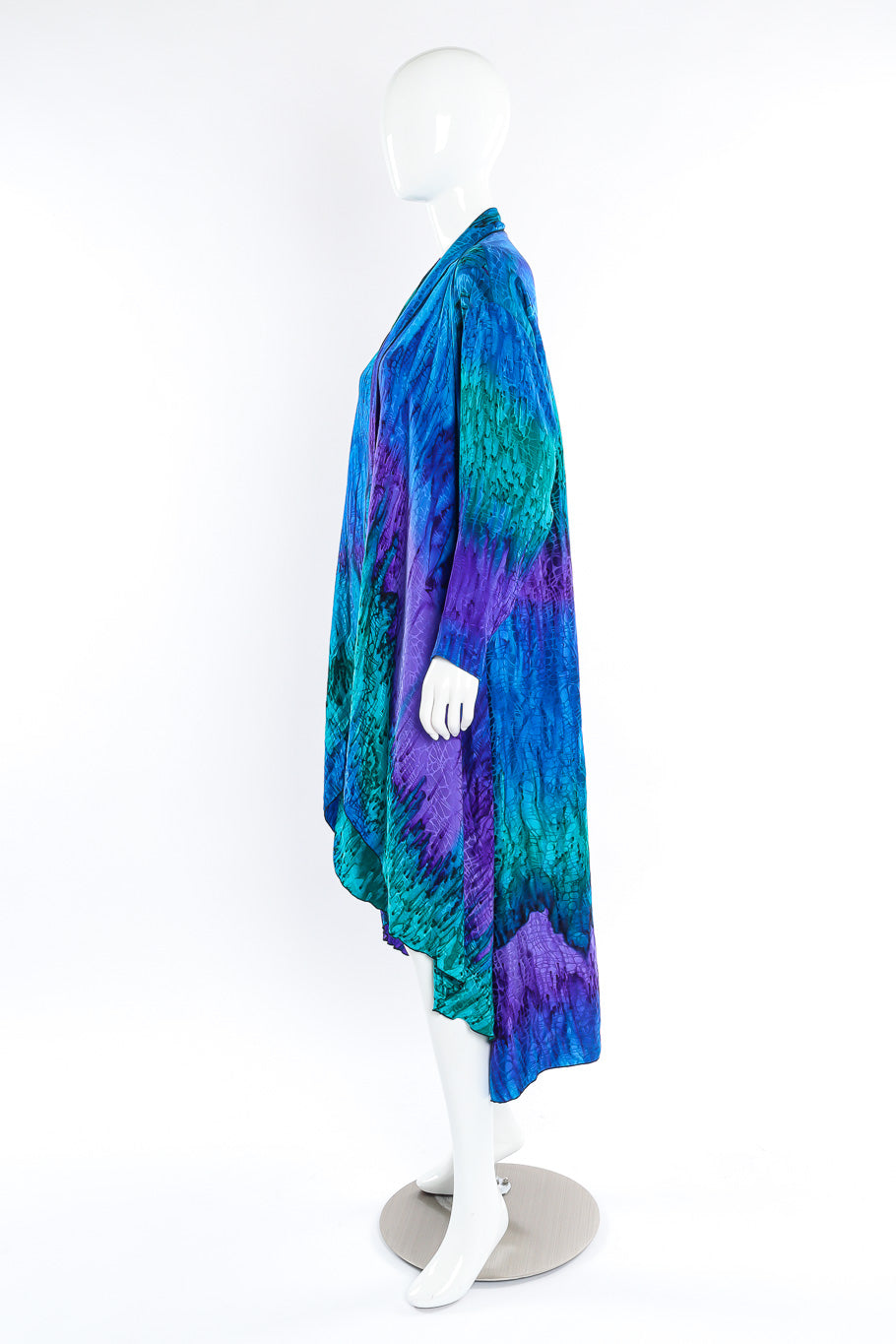 L Leanne hand painted silk kimono duster on mannequin @recessla