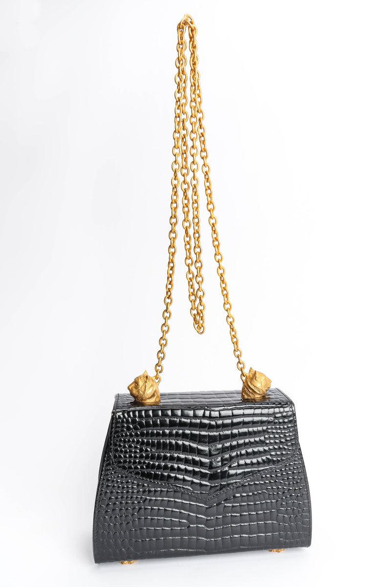 Sac à main noir porté main femme vintage rétro Sac à main noir porté main femme vintage rétro
