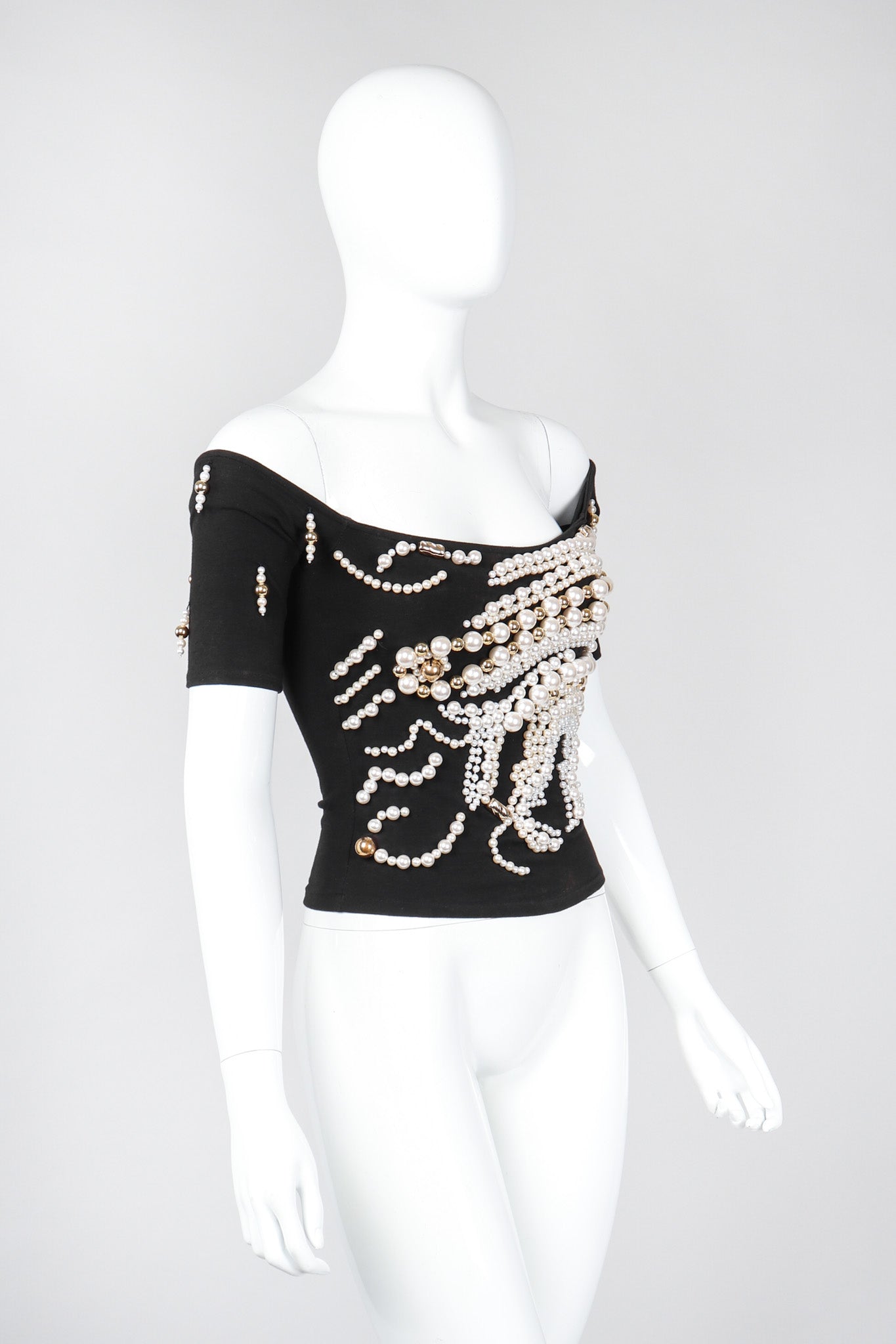 Recess Los Angeles Vintage Complice Off-The-Shoulder Pearl Explosion Stretch Tee Top 