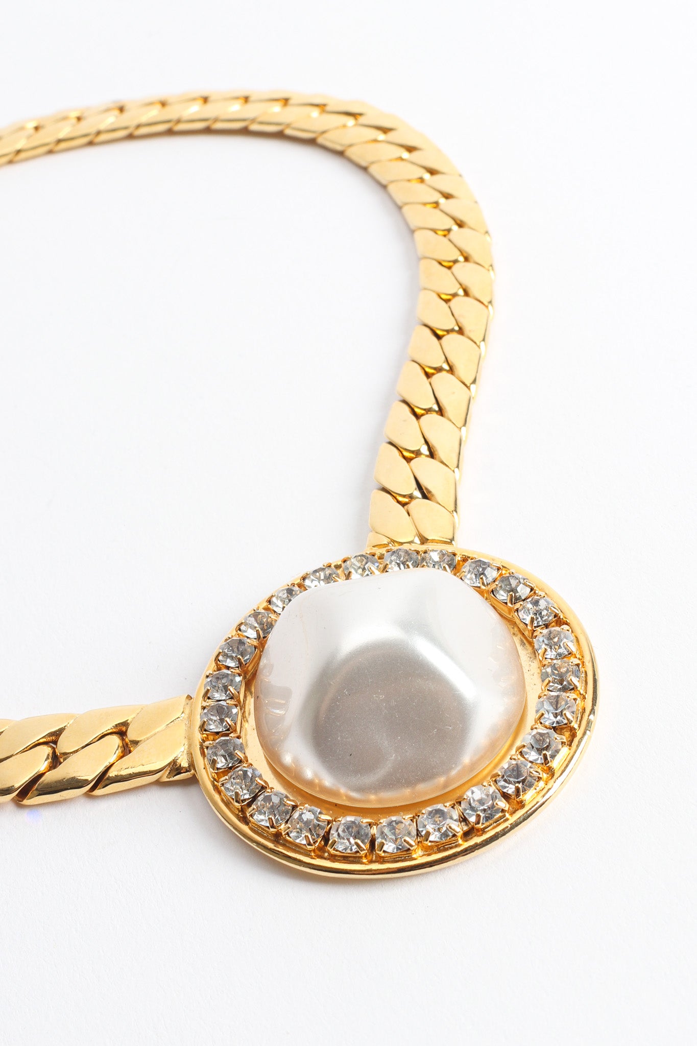 Vintage Unsigned Pearl Rhinestone Pendant Necklace pearl close @ Recess LA