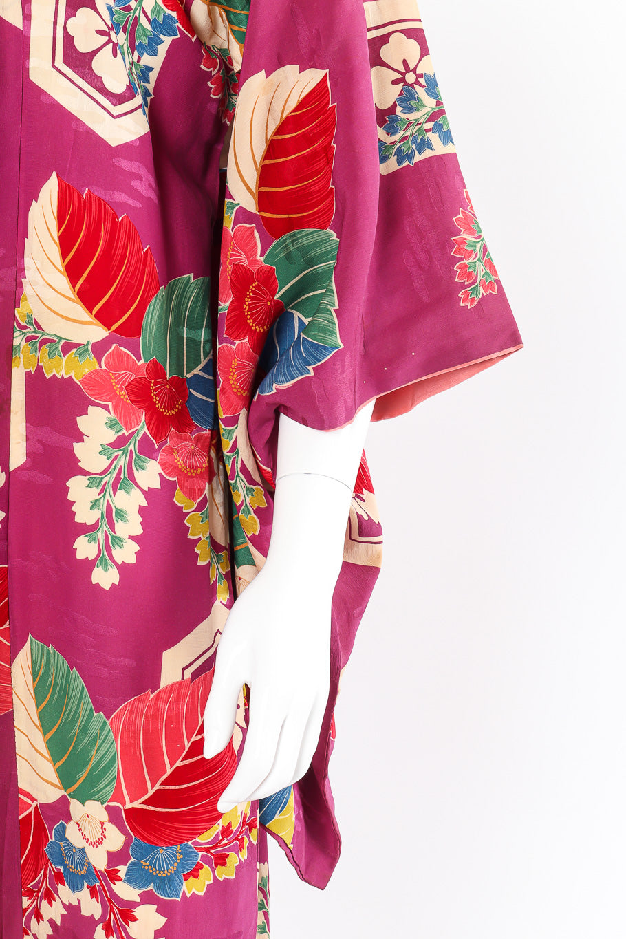 Vintage tropical tile kimono mannequin arm @recessla