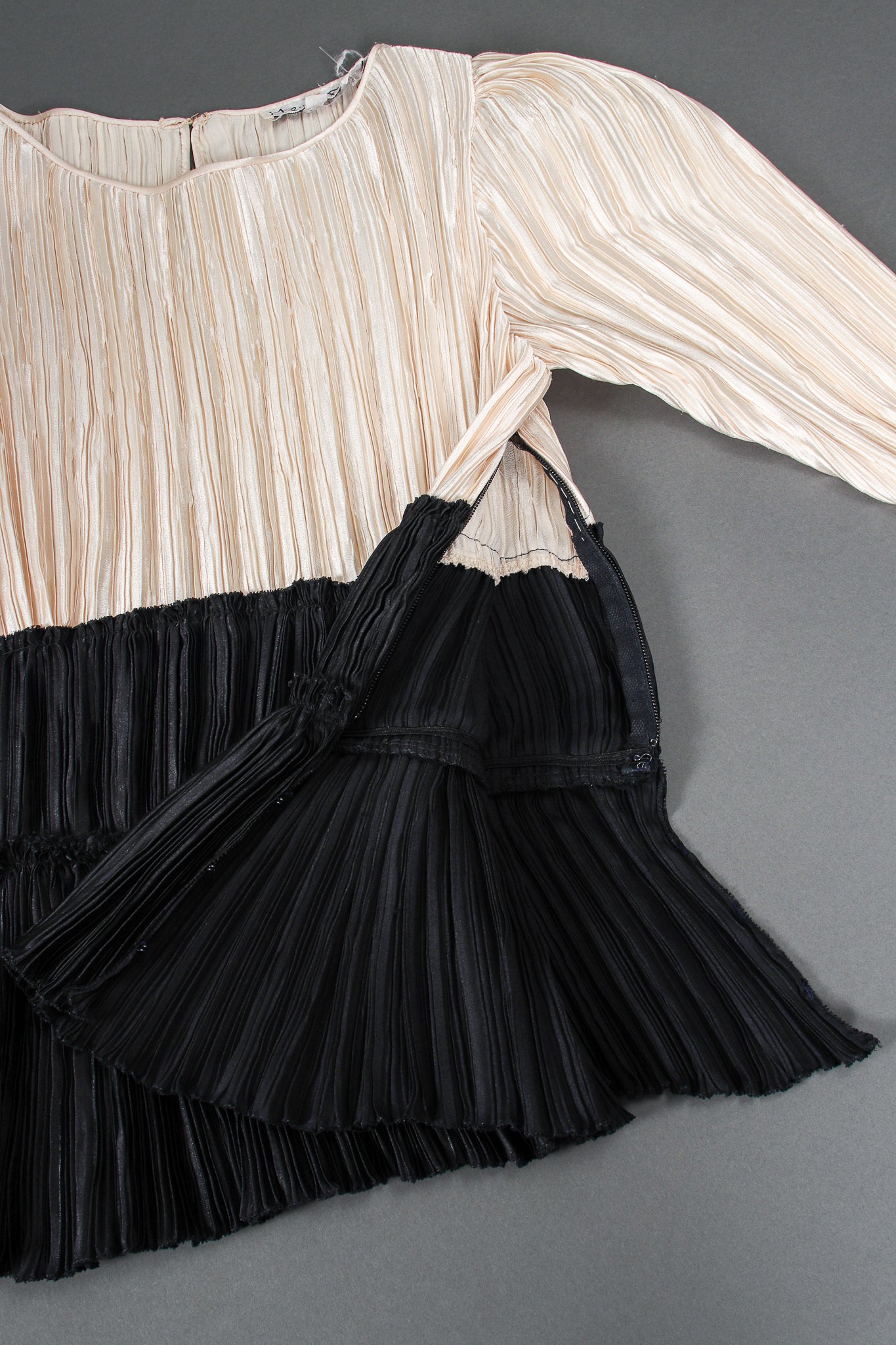 Vintage Mary McFadden Pleated Peplum Top & Skirt Set Bridal Wedding top zipper @ Recess LA