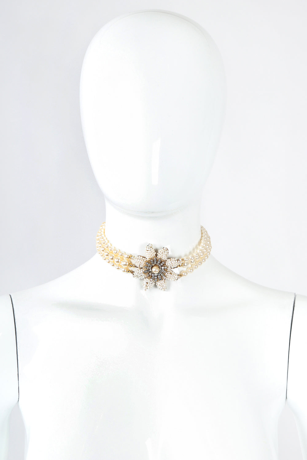 Recess Designer Consignment Vintage Miriam Haskell Pearl Flower Choker Necklace Los Angeles Resale