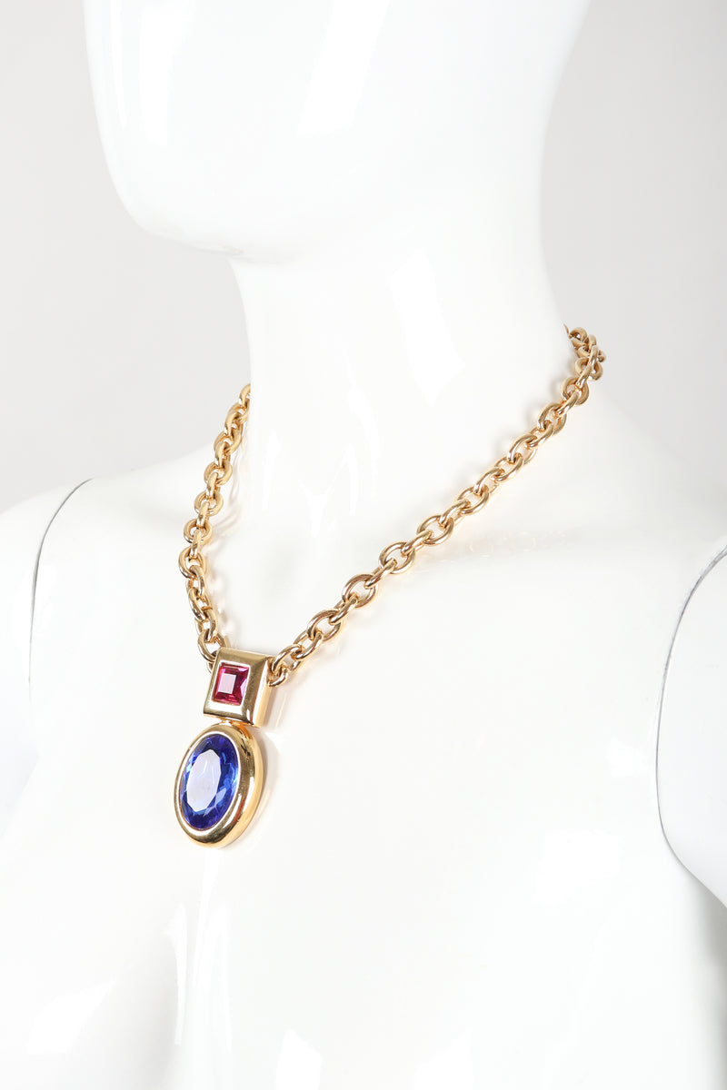 Recess Designer Consignment Vintage Monet Gemstone Chain Pendant Costume Jewelry Los Angeles Resale