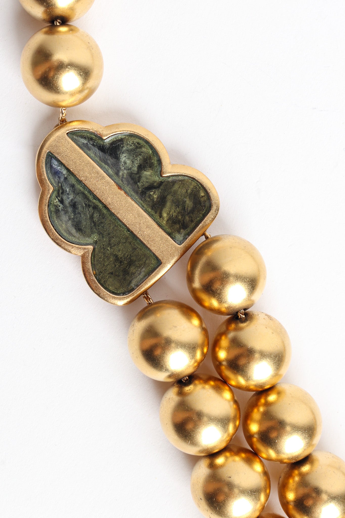 Vintage Monet Leaf Pendant Beaded Necklace small pendant/light discoloration @ Recess LA