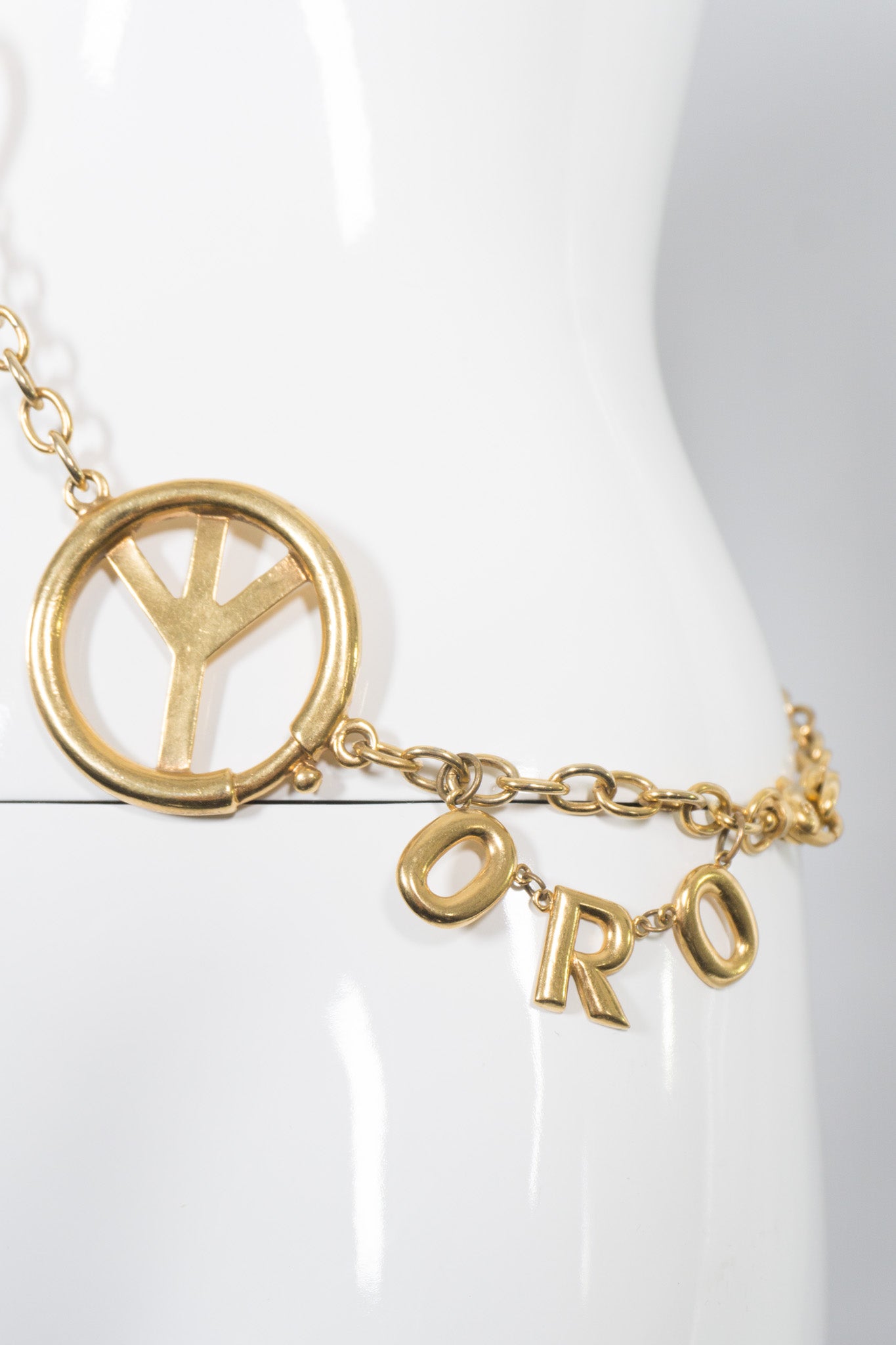 Moschino Peace Love Oro Belt Accessory Chain