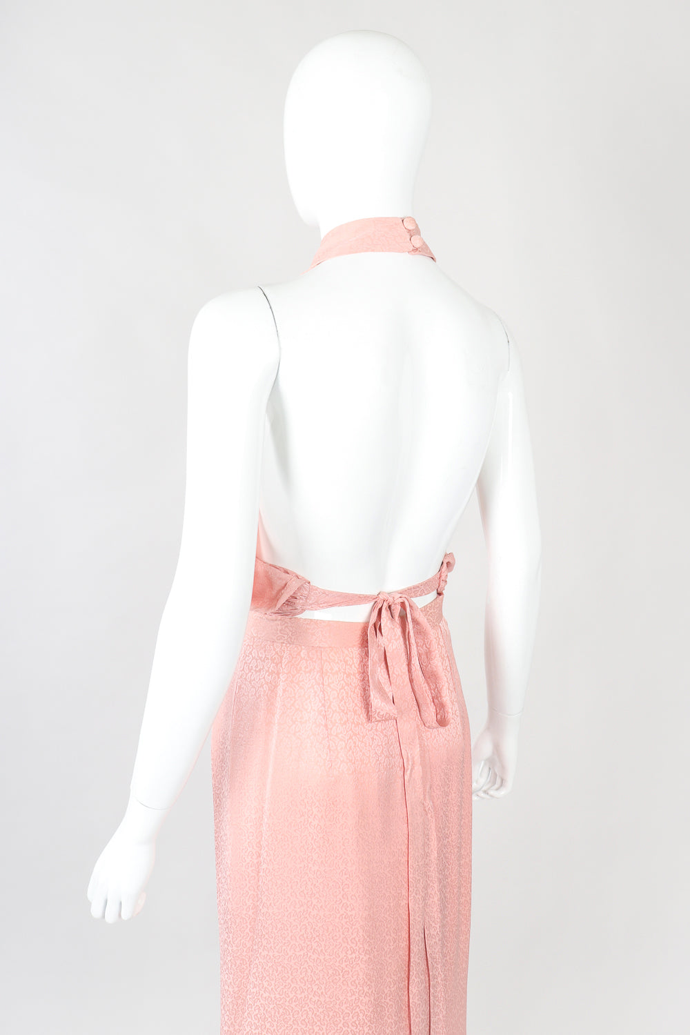 Recess Designer Consignment Vintage Millennial Pink Silk Three-Piece Halter Skirt Set Los Angeles Resale