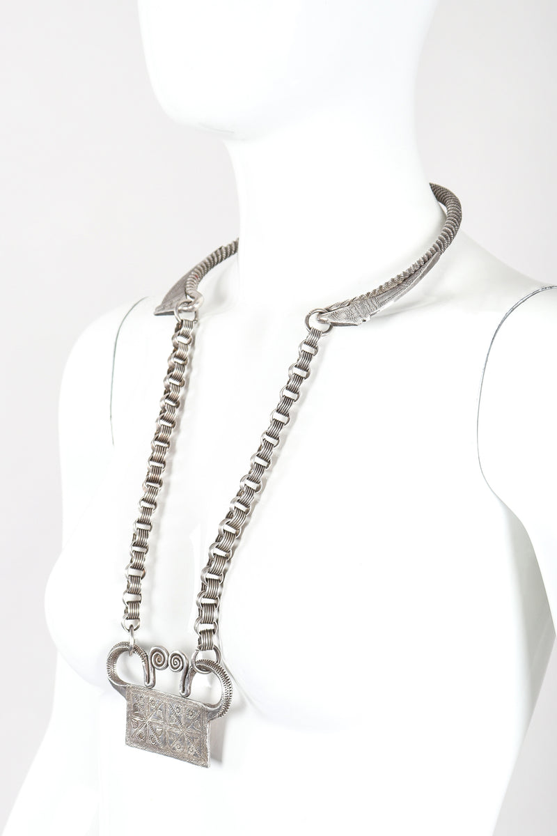 Recess Designer Consignment Vintage Alexis Kirk Unsigned Silver Pewter Egyptian Revival Collar Necklace Los Angeles Resale