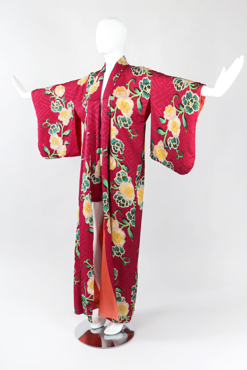Recess Los Angeles Designer Consignment Vintage Japanese Yellow Rose Gucci inspired Silk Komon Kimono