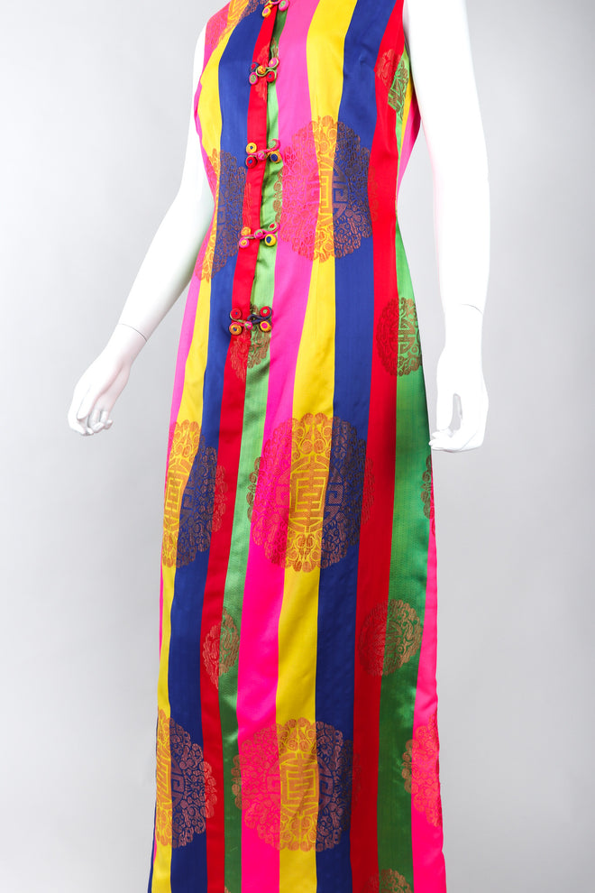 Vintage No Label Multicolor Rainbow Striped Mandarin Collar Frog Closures Embossed Asian Print