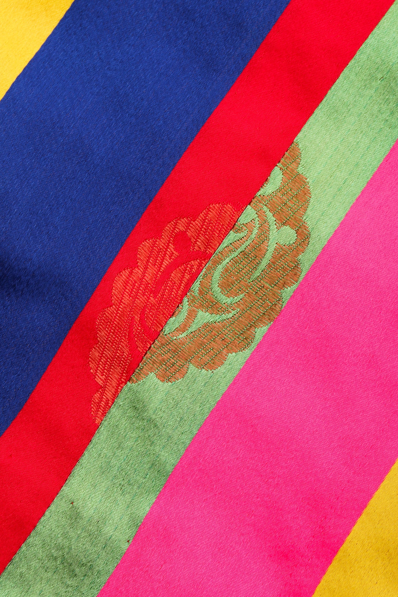 Vintage No Label Multicolor Rainbow Striped Mandarin Collar Frog Closures Embossed Asian Print