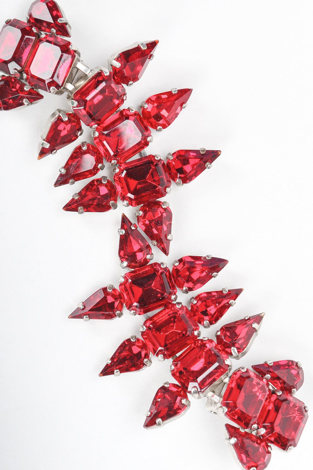 Recess Designer Consignment Vintage Ruby Rhinestone Crystal Pointed Spike Tear Drop Earrings Los Angeles Resale