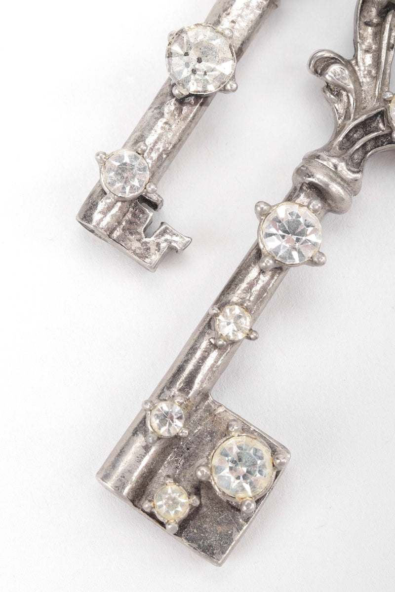 Recess Los Angeles Vintage Unsigned Antiqued Silver Crystal Keys Brooch