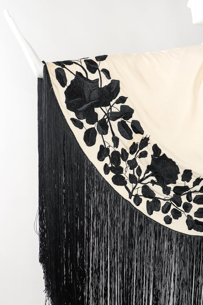 Recess Los Angeles Vintage Embroidered Black Roses Graphic Contrast Fringed Piano Shawl