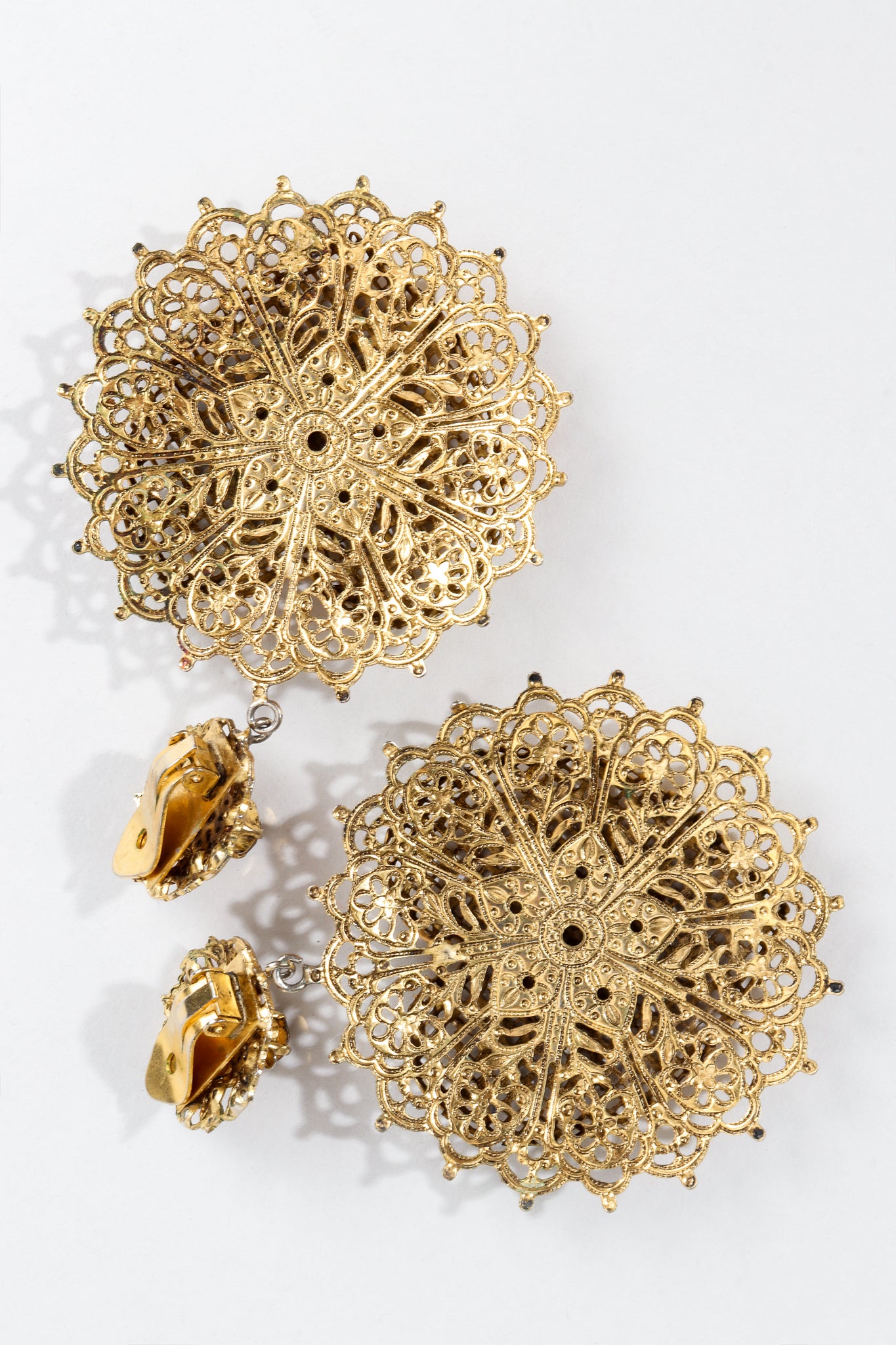 Vintage Perforated Sunburst Heart Drop Earrings backside