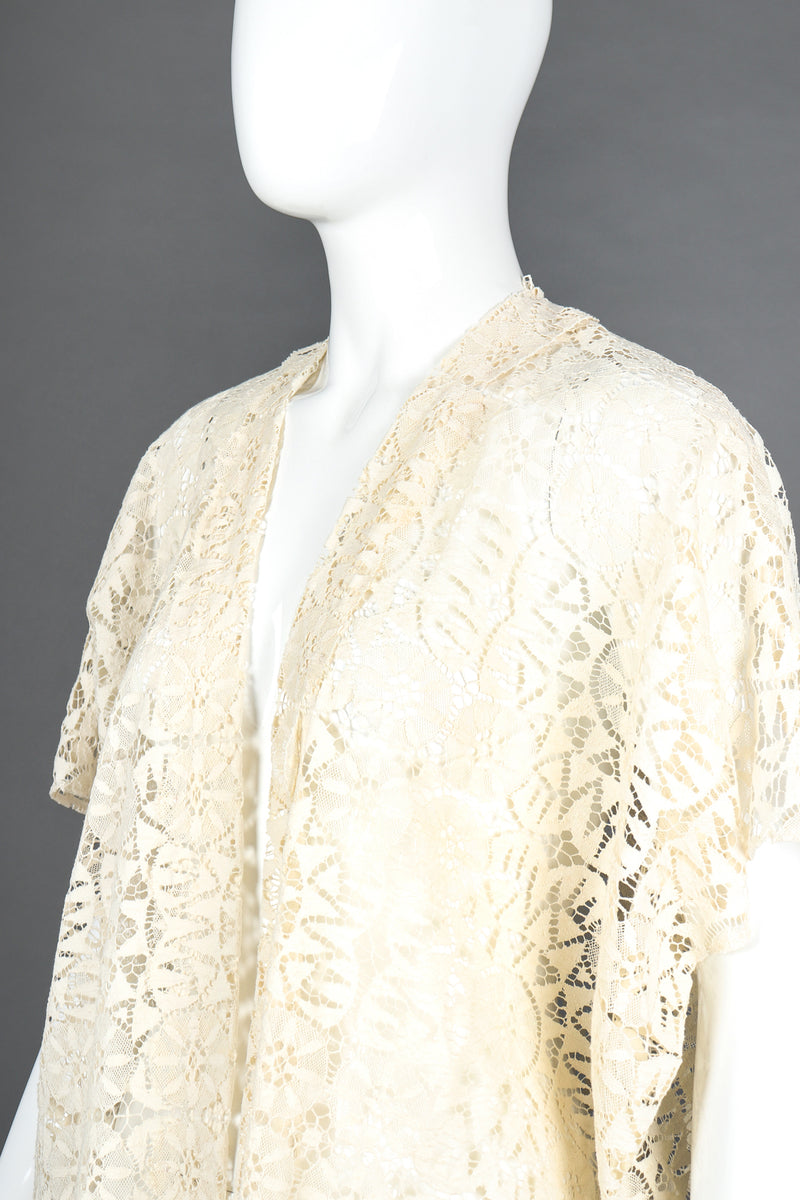 Recess Designer Consignment Vintage Sheer Bobbin Lace KImono Robe Duster Jacket Bridal Wedding Honeymoon Los Angeles Resale