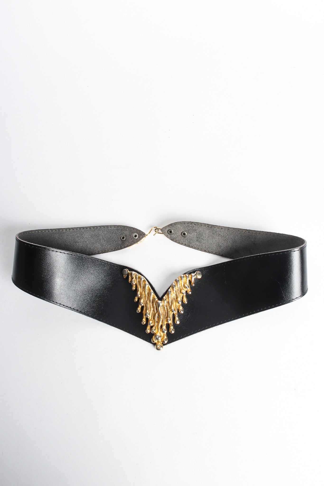 Black leather vintage wing shape belt with dripping gold V accent loop flat lay @recessla