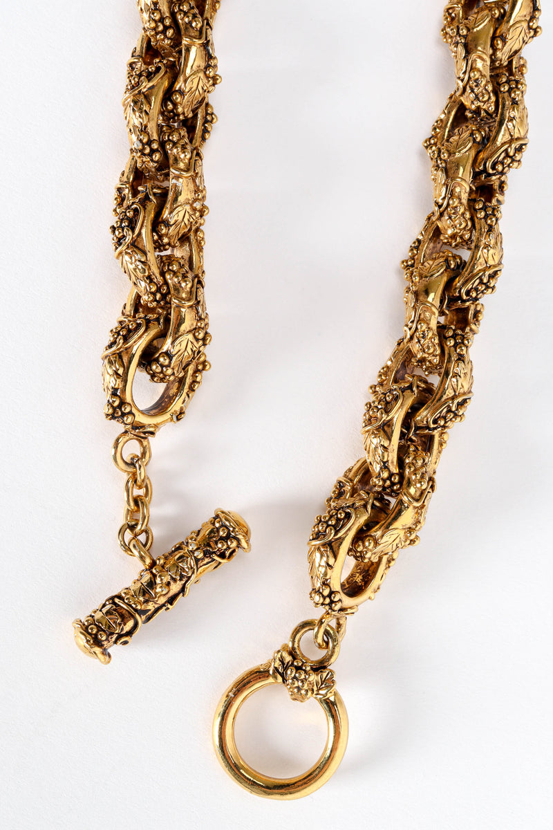 Vintage Grapevine Choker Necklace toggle clasp details @ Recess LA