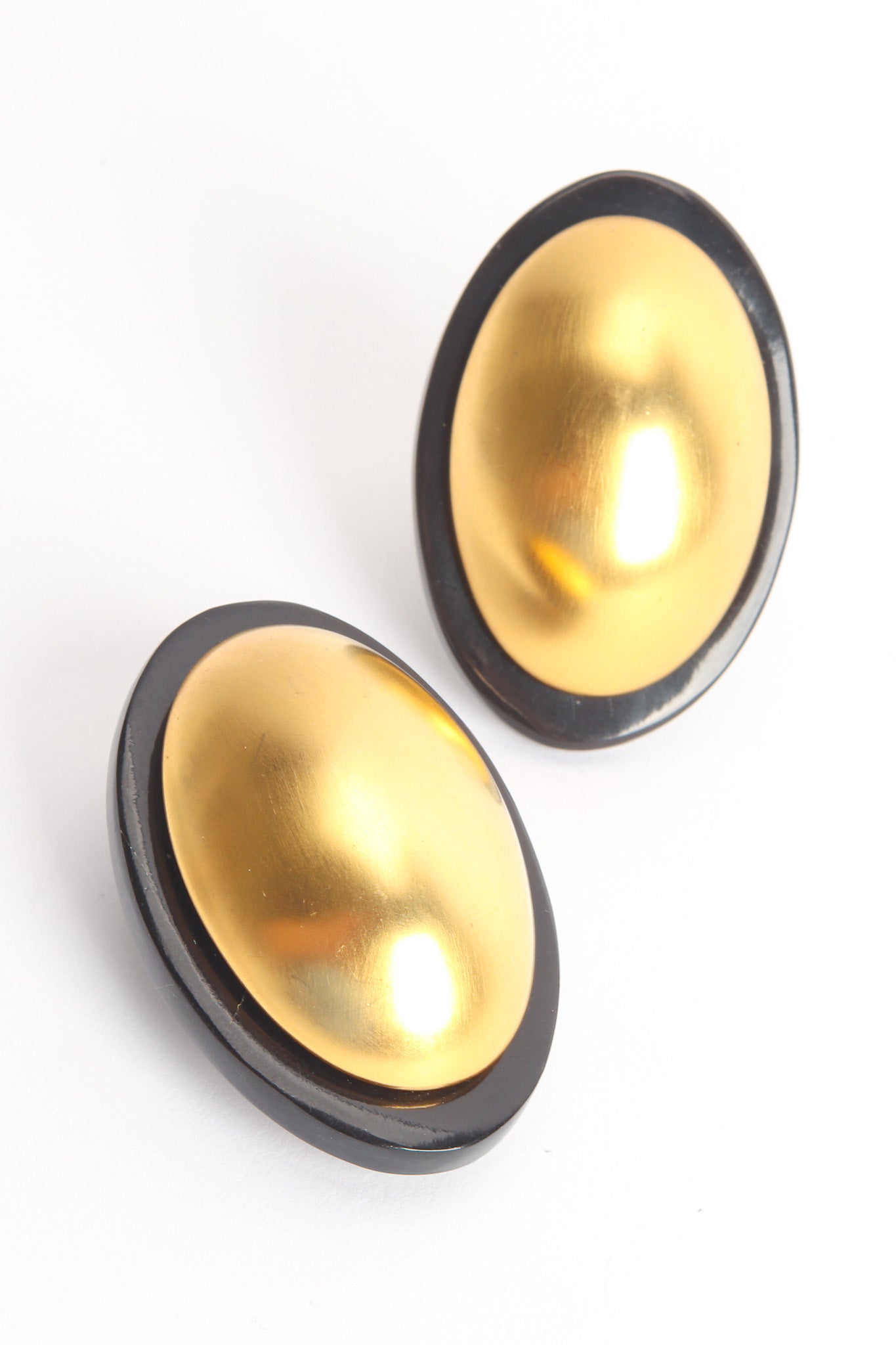 Golden Egg Oval Plate Earrings