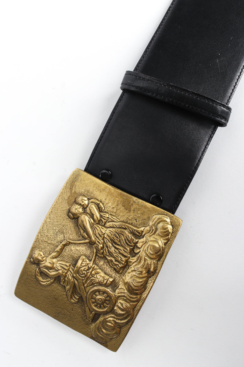 Vintage statement Roman chariot tableau buckle leather belt buckle close @recessla