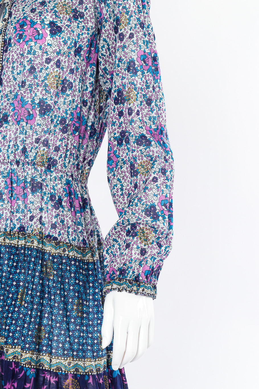 Vintage gauzy floral peasant dress on mannequin sleeve @recessla
