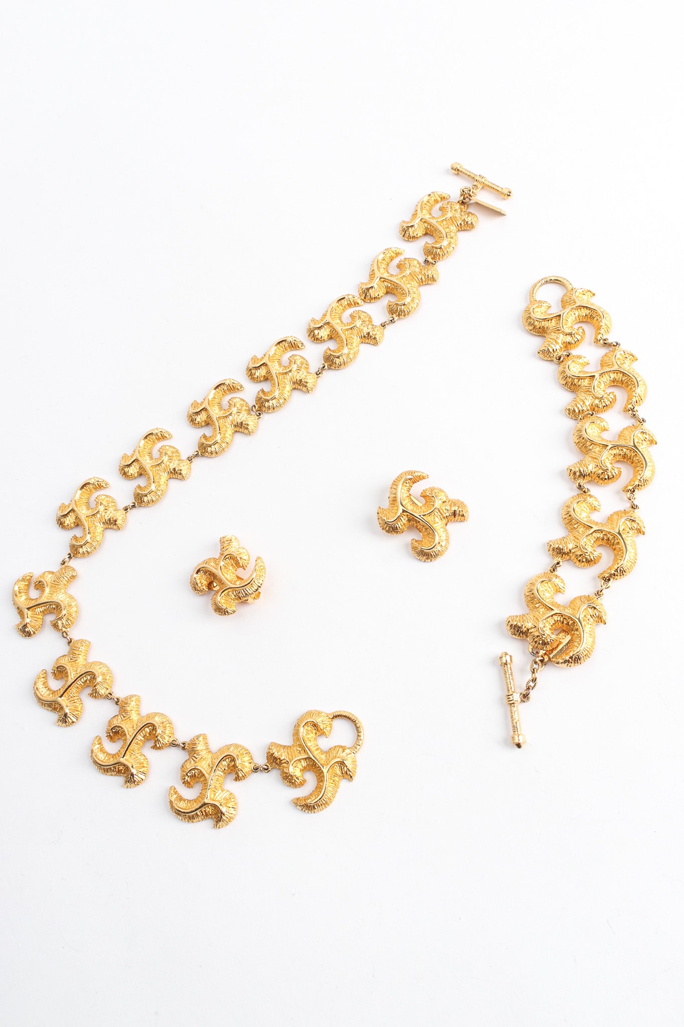 Vintage Natori Fleur Foliage Link Bracelet necklace, bracelet, earring set @ Recess Los Angeles