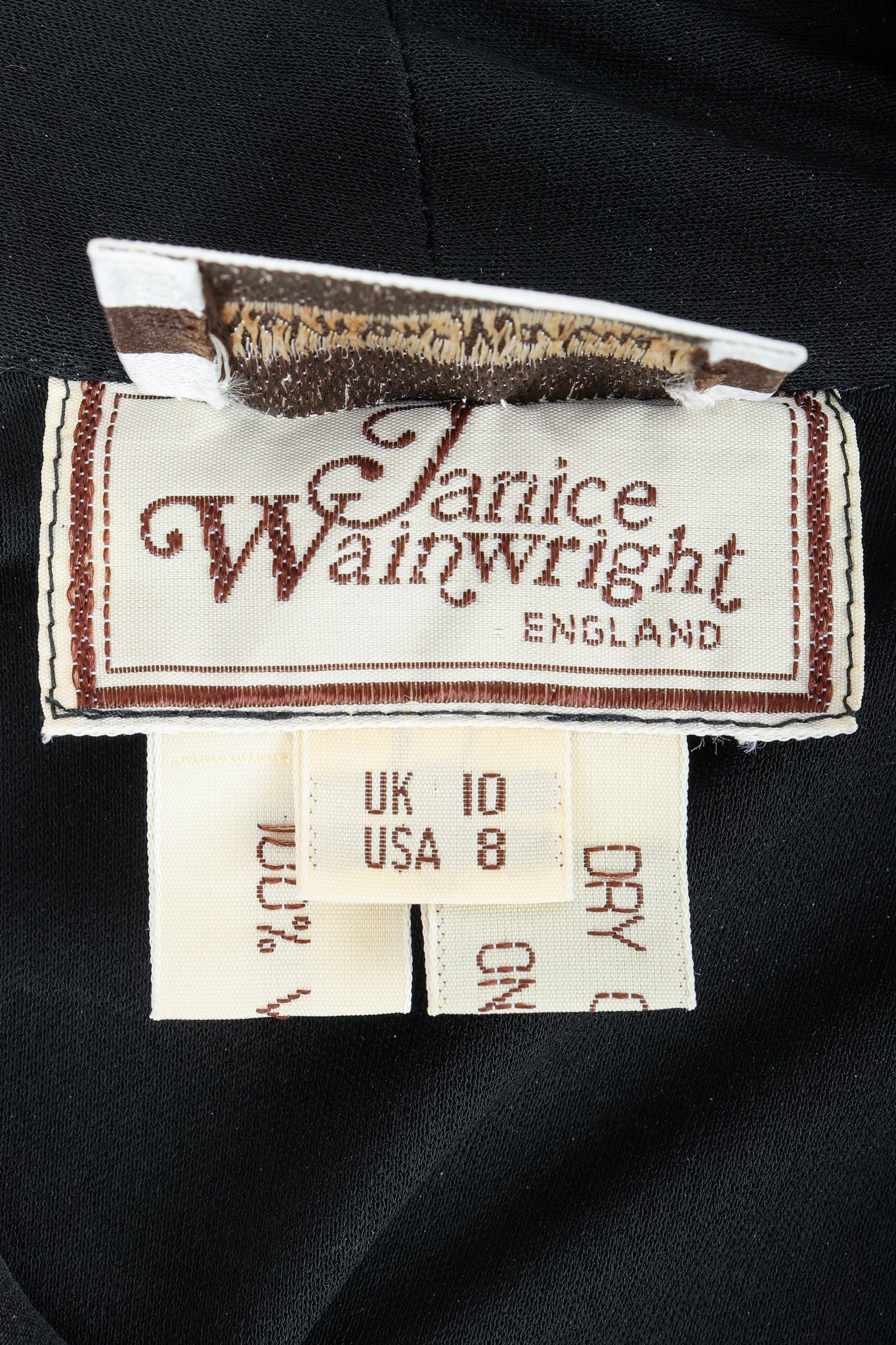 Vintage Janice Wainwright Crepe Jersey Set label on black