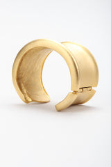 Recess Los Angeles Vintage Unsigned Les Bernard Matte Gold Hinged Cuff Bracelet