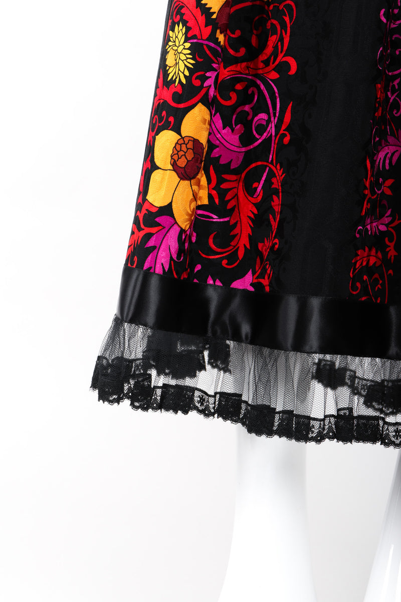 Recess Los Angeles Vintage Oscar de la Renta Miss O Silk Ruffle Hem Skirt