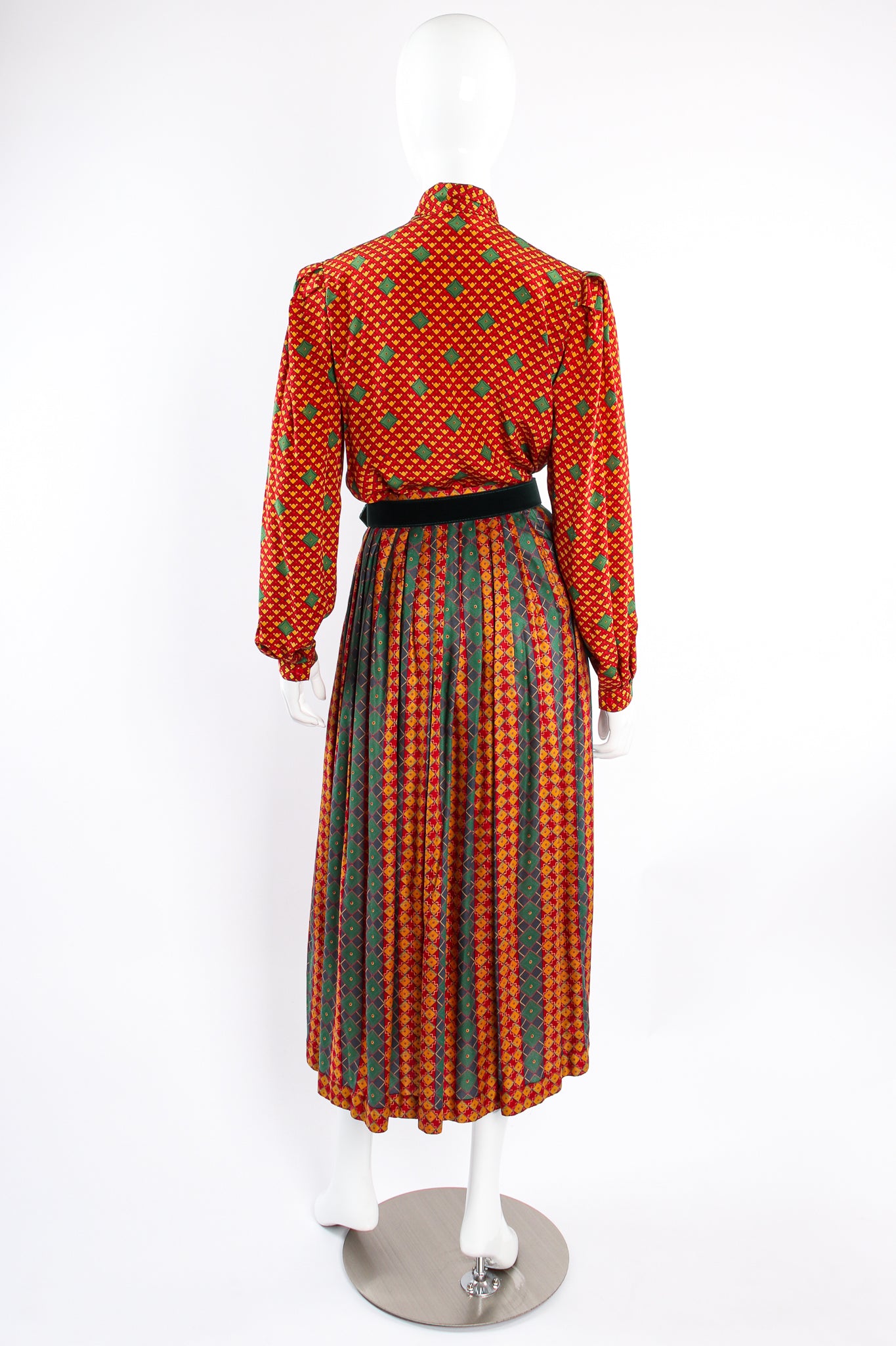 Vintage Oscar de la Renta MissO Tessellation Print Blouse & Skirt Set on Mannequin back @ RecessLA