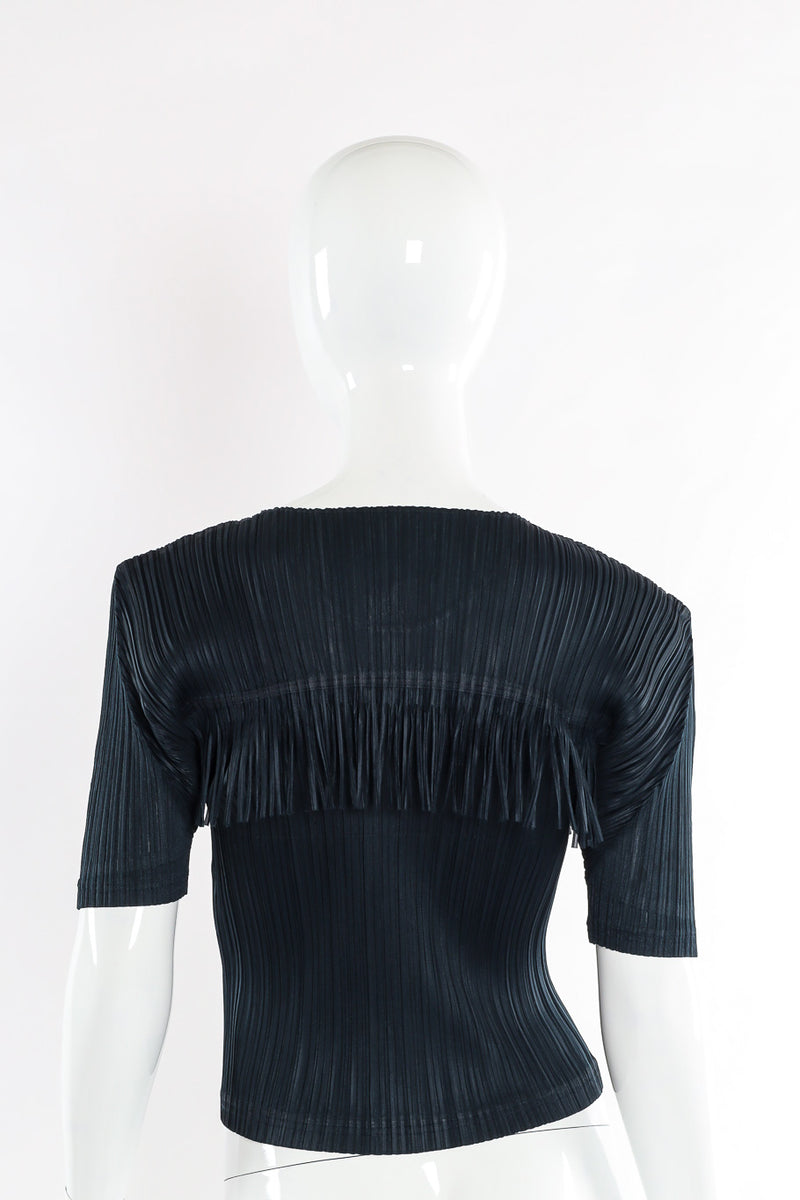 accordion pleat fringe top by Issey Miyake for Pleats Please mannequin back @recessla