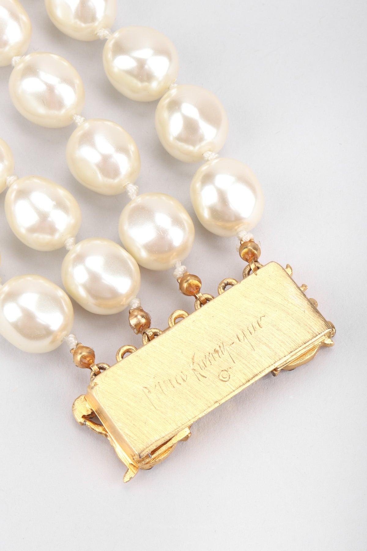 Faux pearl collar necklace deals